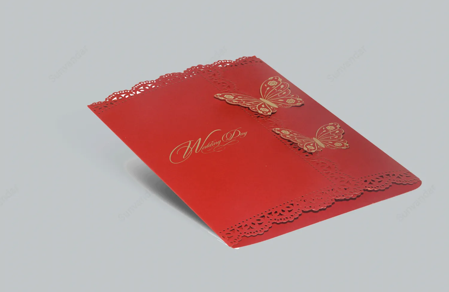 Wedding card
Laser cut
Gold foil stamping